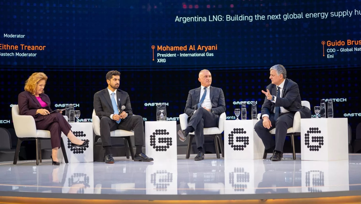 YPF proyecta 18 millones de toneladas de GNL (y anticipa el inicio de las obras para 2027)