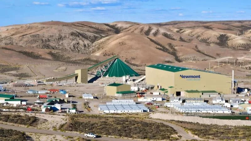 Newmont reanuda gradualmente las actividades en Cerro Negro tras avanzar en un acuerdo con Santa Cruz