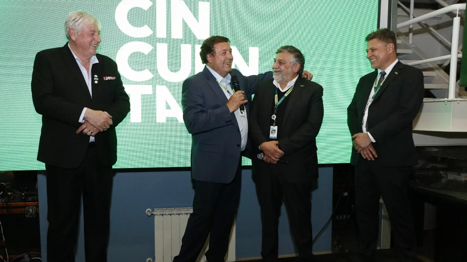 Weretilneck: “INVAP es un éxito de empresa pública y un ejemplo de crecimiento sostenido”